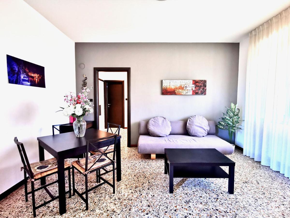 Casa Da Ste Apartment แมนเดลโล เดล ลาริโอ ภายนอก รูปภาพ