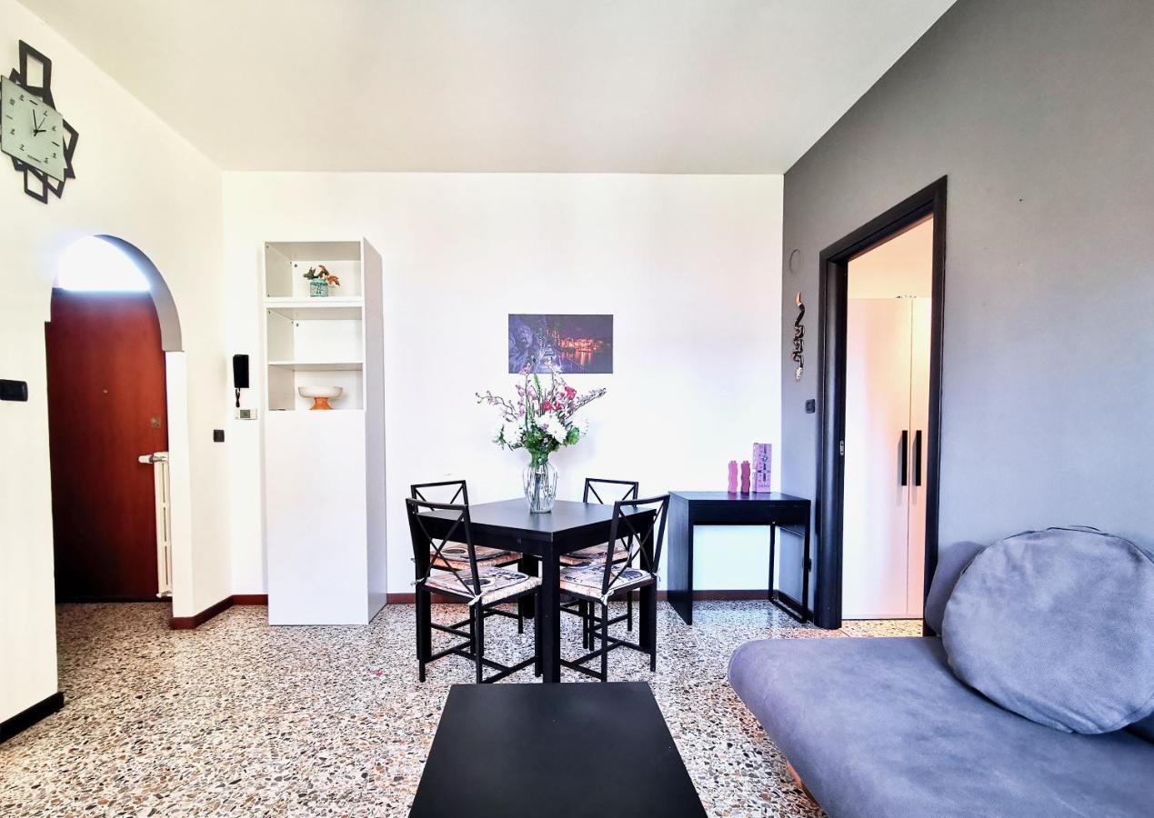 Casa Da Ste Apartment แมนเดลโล เดล ลาริโอ ภายนอก รูปภาพ